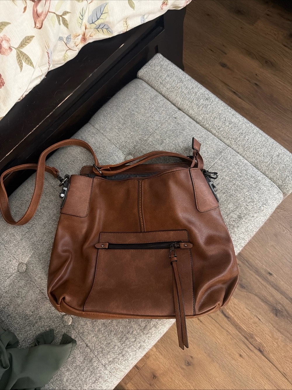 Source Unknown Brown Faux Leather Shoulder Bag with Front Zip Pocket